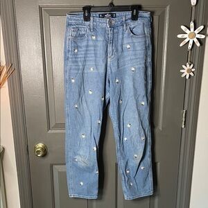 Hollister Ultra High Rise Mom Floral Embroidered Jeans